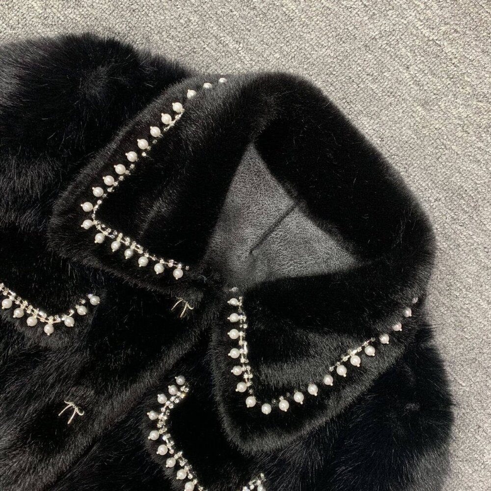 Fur coat with rhinestone trim and bow accents - Picture 4 of 5